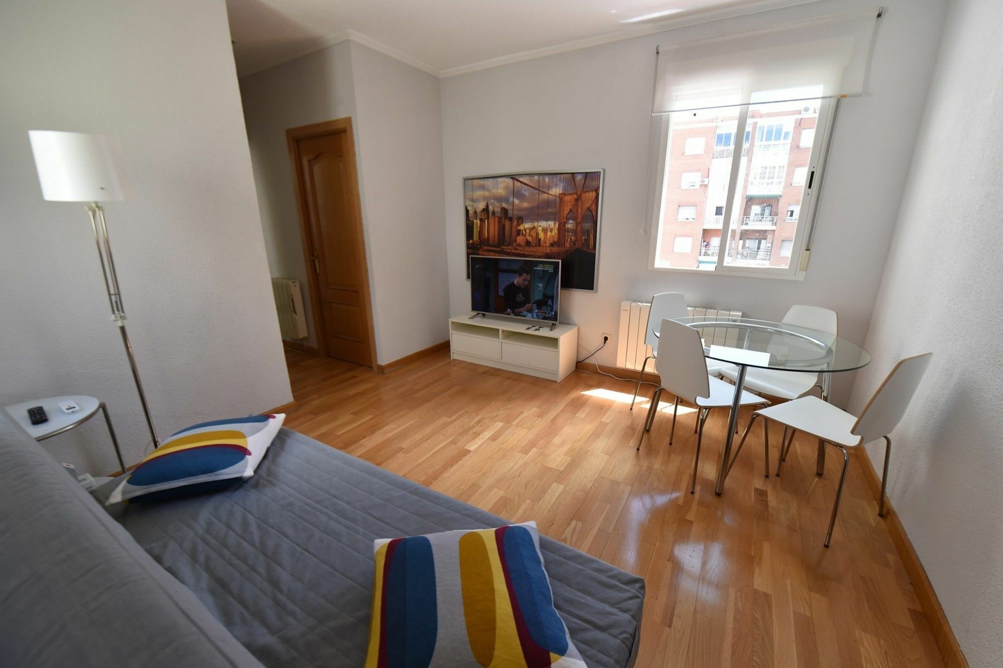 For You Rentals Reina Sofia Apartment Temporal Df21 Madrid Eksteriør billede